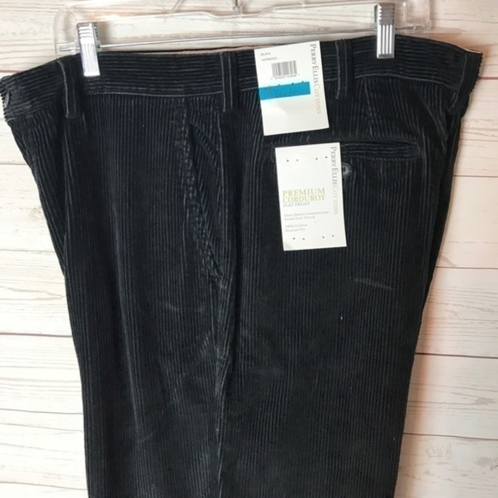 Perry Ellis cottons premium corduroy flat front